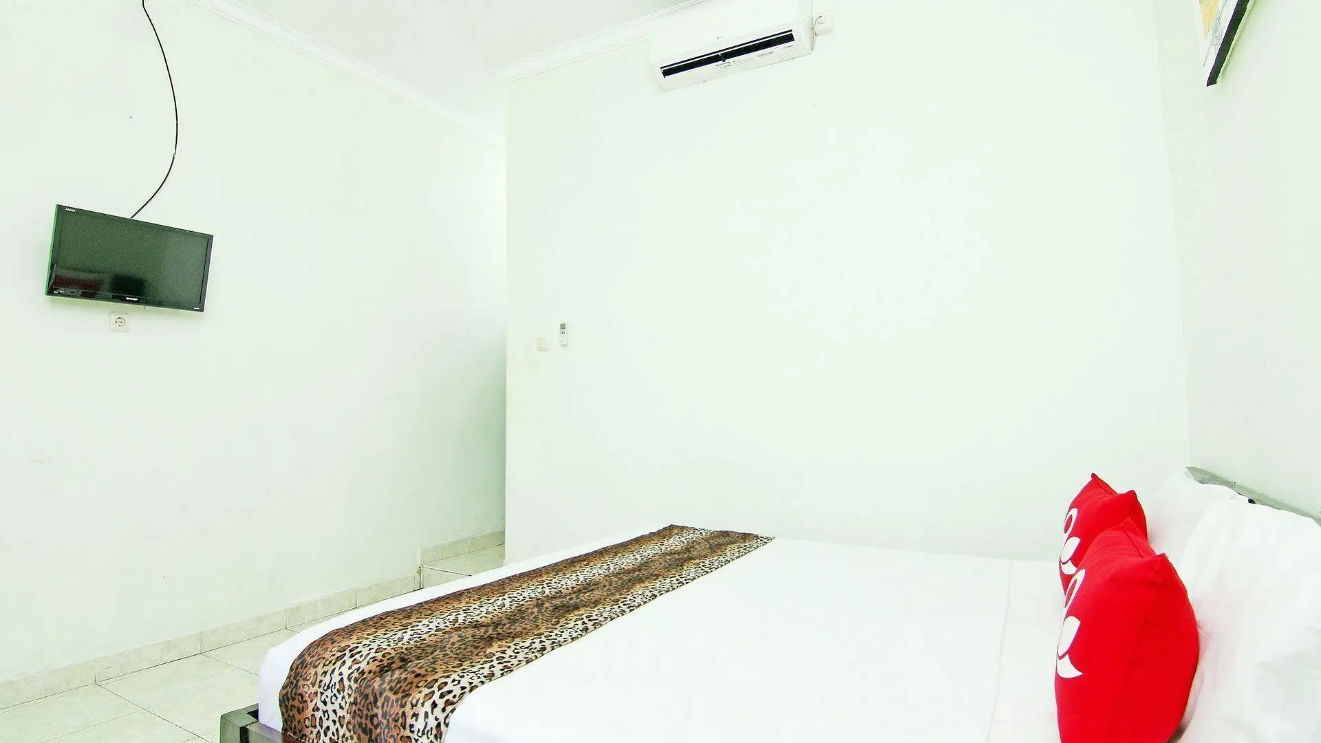 Hotel Zen Rooms Mataram Kuta Kuta