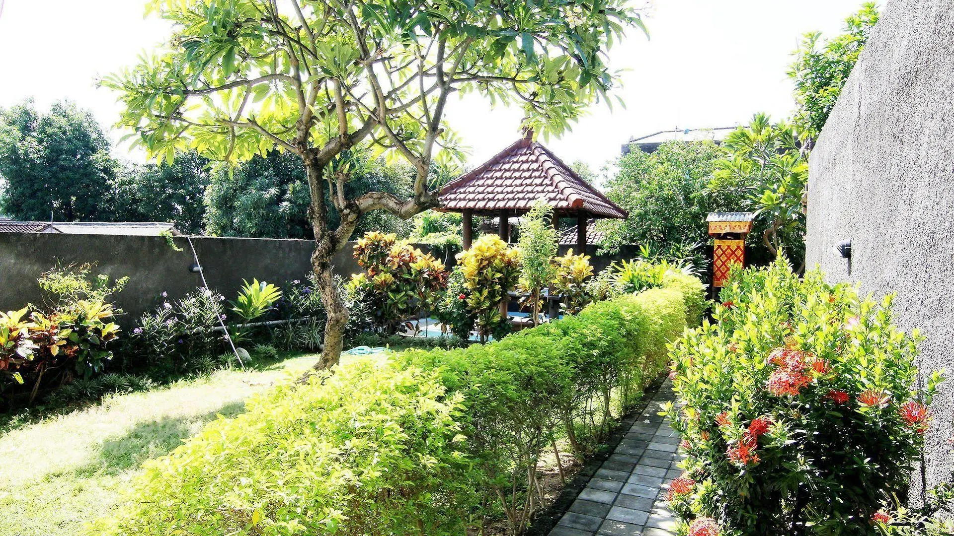 Hotel Zen Rooms Mataram Kuta Kuta